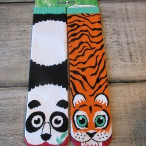 NWT PALS youth mismatched Panada and Tiger whimsical socks
